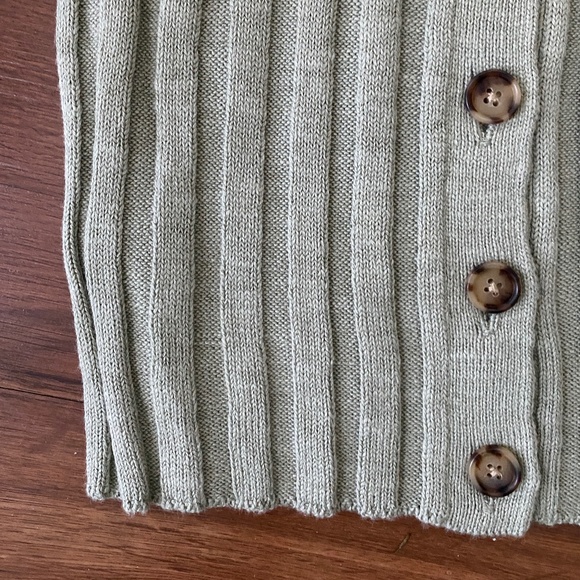 LOFT Sage Green Tank Top - Picture 2 of 5